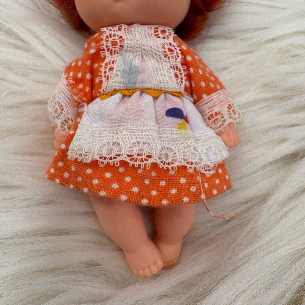 1980's‎ Vintage Strawberry Shortcake Mini Baby With Dress - Picture 3 of 6